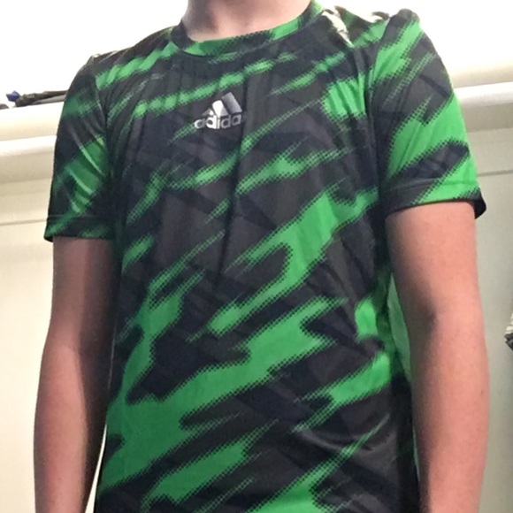 Adidas shirt - Picture 1 of 4